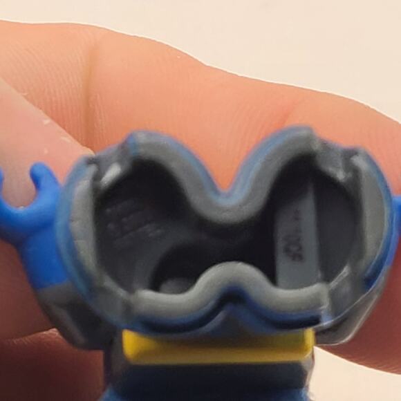 Replacement Batman Figure for Fisher-Price TRIO DC Super Friends Batcave - Picture 4 of 4